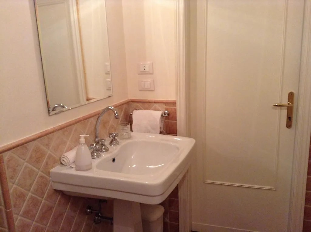 Il Giglio Apartment Florence